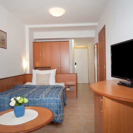 Bluesun Hotel Marina بريلا المظهر الخارجي الصورة